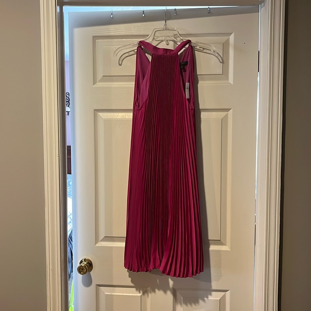 Banana Republic size 4 pink dress with tie around the neck
